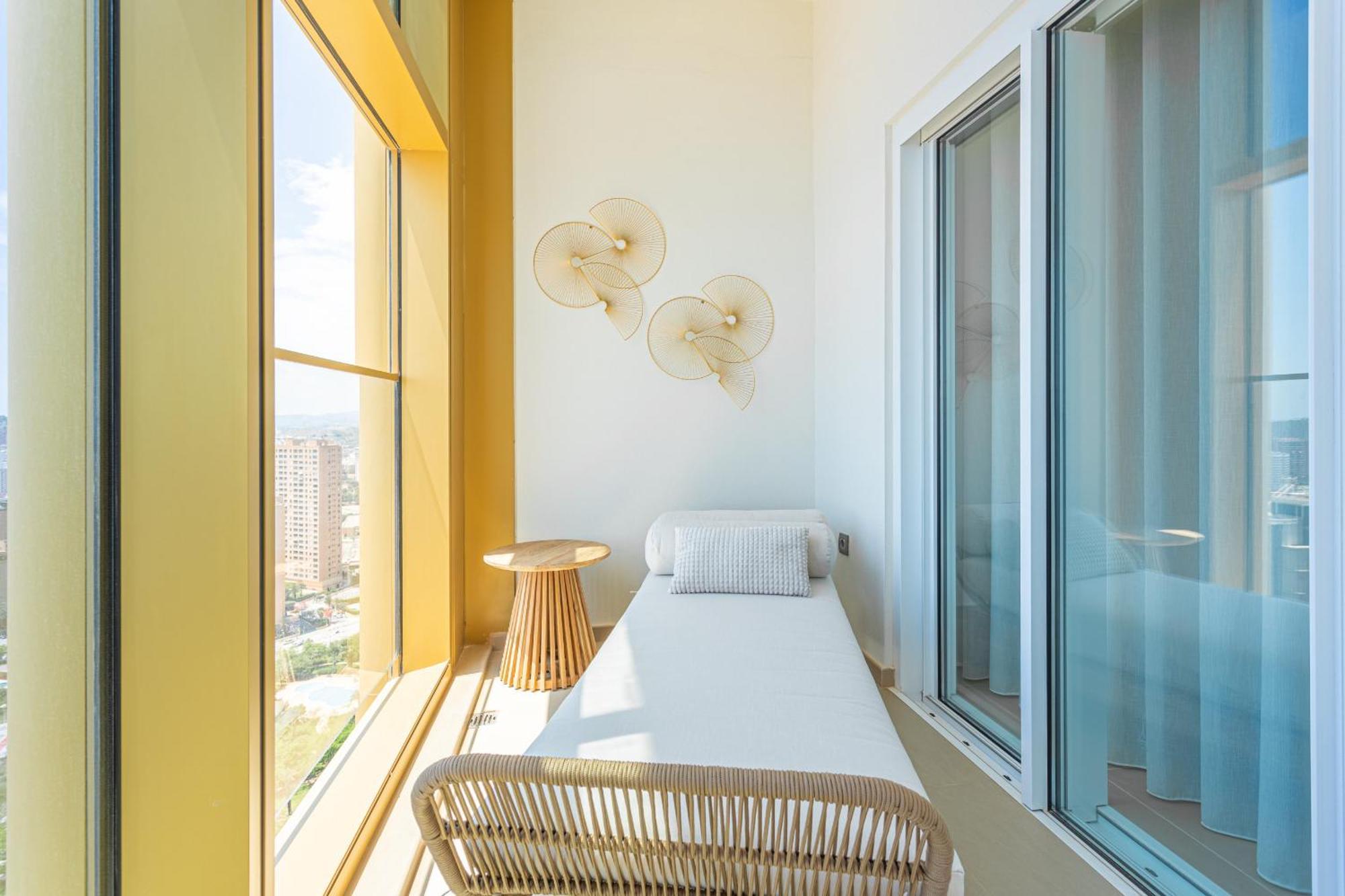 Апартаменты Intempo By Holuxe - 225 - 22Nd Floor Бенидорм Экстерьер фото